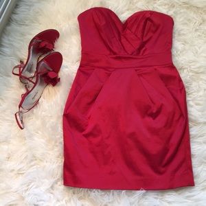 Bebe Red Formal 💥has pockets - stretch
